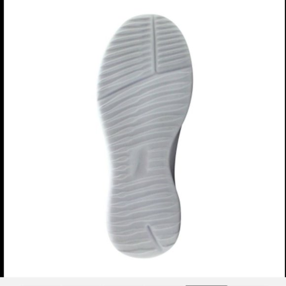 ATHLETIC WORKS Sneakers Womens Black White Comfort Trainers Memory Foam Shoes - Picture 3 of 7